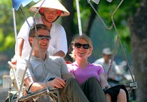 Tour Du Lịch Sài Gòn - Miền Tây - Miền Trung - Hạ Long 13 Ngày
